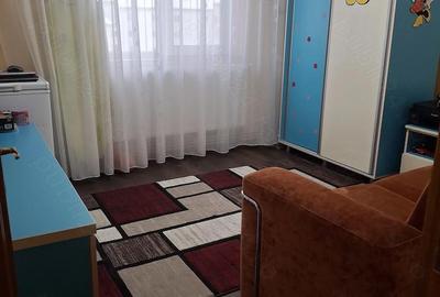 Apartament cu 3 camere decomandat în Central - 1