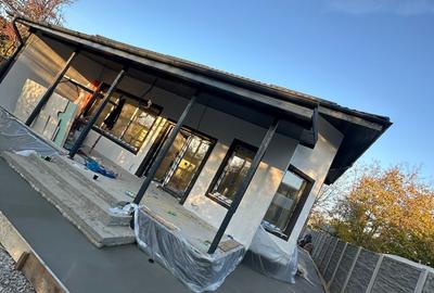 FARA COMISIOANE in Gulia vatra Satului la drum asfaltat casa 4 camere 2 bai P+M - 2