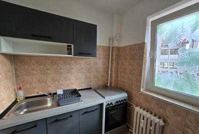 Garsoniera complet renovata ?i mobilata Ploie?ti, z - 5