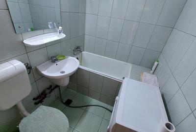 Piata Mihail Kogalniceanu, Cismigiu, 2 camere, etaj 4/6, balcon deschis Piata Mihail Kogalniceanu, Cismigiu, 2 camere, etaj 4/6, balcon deschis - 12