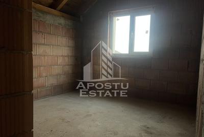 Casa individuala la rosu, teren 700mp, Giarmata - 17