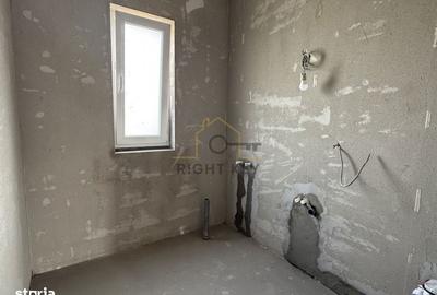 Casă cu 4 camere cu Teren 340 Mp în Central