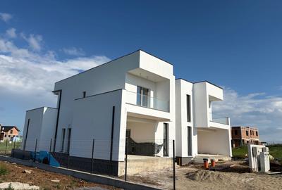 Casă cu 3 camere în Giarmata