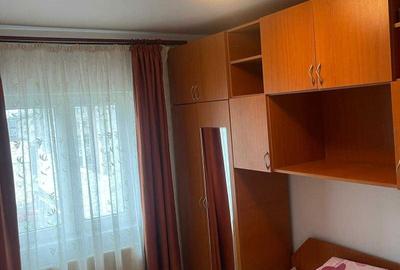 Apartament cu 3 camere semidecomandat în Central - 4