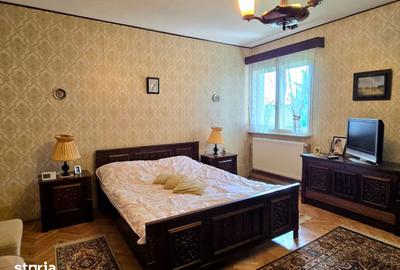 Casă cu 6 camere cu Teren 1632 Mp în Albești - 15