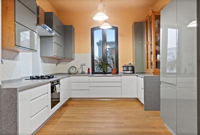Apartament cu 4 camere decomandat, mobilat în Unirii - 13