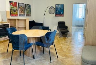 Apartament 3 camere de vanzare - Zona 9 Mai - 2