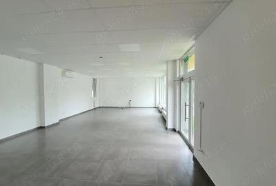 Spațiu comercial, de 67 mp, în Decebal - 4
