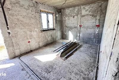 Vand casa la rosu pret 90 de mii negociabil - 10