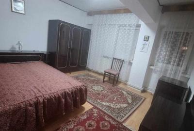 Apartament cu 3 camere decomandat în Ultracentral