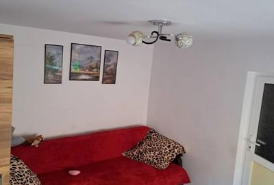 Casă cu 3 camere cu Teren 160 Mp în Central