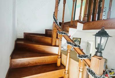 Vanzare casa si teren - 5