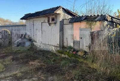 Casa batraneasca, 50 mp si teren intravilan 4900 mp, Udesti - 2