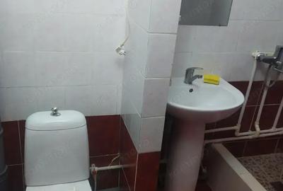 Garsonieră decomandată în Rahova