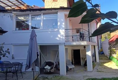 Casă individuală cu 6 camere în Valea Cetății