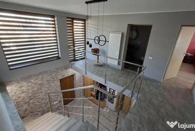 Casă cu 6 camere cu Teren 445 Mp în Nord - 3