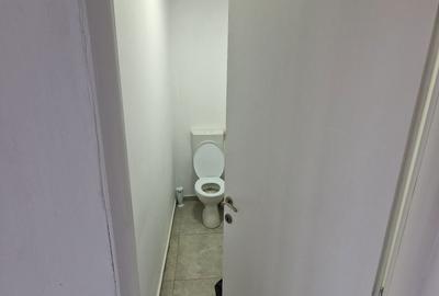 Spațiu comercial, în Central - 3