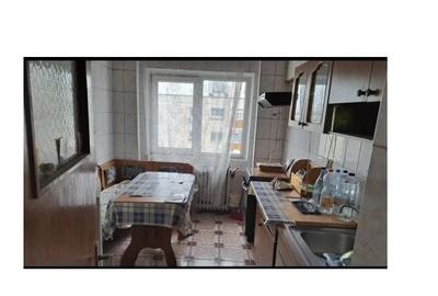 Apartament cu 3 camere decomandat în Drumul Taberei - 4