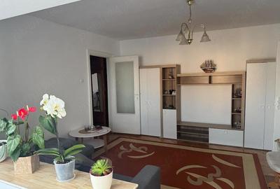 Apartament cu 2 camere semidecomandat în Dâmbovița
