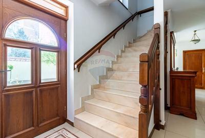 Casă cu 6 camere cu Teren 490 Mp în Eroii Revoluției - 6