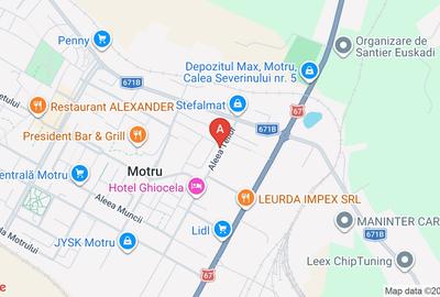 Apartament cu 3 camere semidecomandat, mobilat în Central