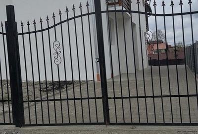 Casă cu 4 camere în Lazaret - 2