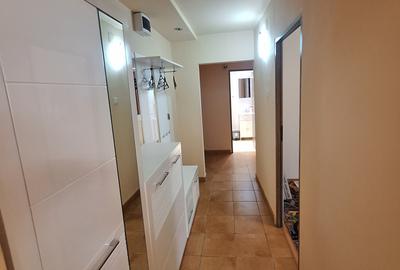 480 euro!!!.Ap.cu 3 camere Et 1 cu centrala proprie Zona Girocului - 8
