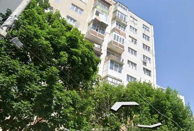 Apartament cu 3 camere decomandat în Sud - 1