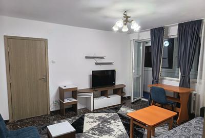 Inchiriez apartament cu 3 camere Giulesti Inchiriez apartament cu 3 camere Giulesti - 2