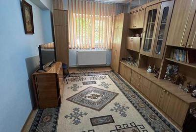 Apartament cu 4 camere decomandat în Micro 20 - 6