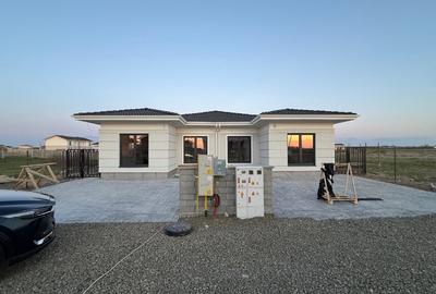 Vand 1/2 duplex parter in Mosnita Noua - 3