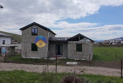 Casă individuală cu 4 camere cu Teren 789 Mp în Vest - 9