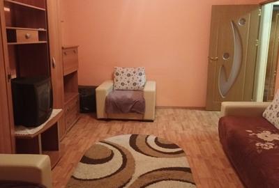 2 camere, Prunud, decomandat, centrala, mobilat