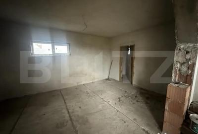 Casă cu 3 camere cu Teren 2967 Mp în Vest - 4