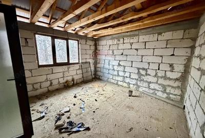 Casă cu Teren 1218 Mp în Vitănești - 3