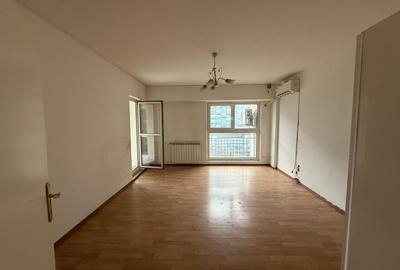Apartament cu 5 camere decomandat în Victoriei - 1