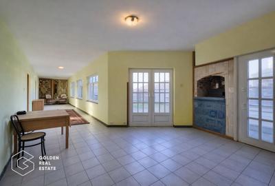 Casă individuală cu 9 camere cu Canalizare în Central - 4