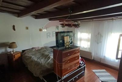 Casă cu 3 camere cu Teren 3000 Mp în Copalnic - 1