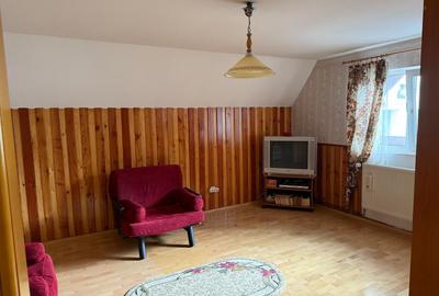 VANZARE CASA TIP PENSIUNE - 16