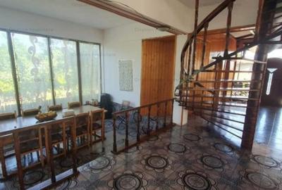 Casă cu 5 camere cu Teren 1500 Mp în Chiscani - 8