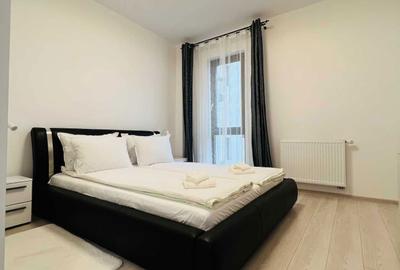 Apartament cu 2 camere decomandat în 7 Noiembrie - 8