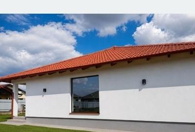 Casă cu 4 camere cu Teren 500 Mp în Corunca - 2