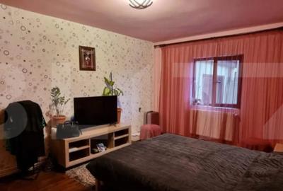Casă cu 5 camere cu Teren 250 Mp în Central - 4