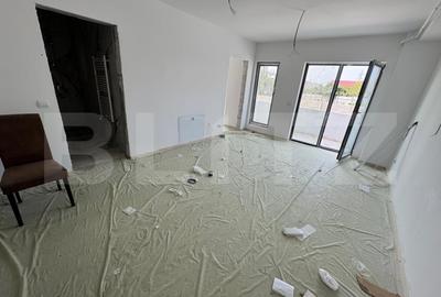 Studio in bloc nou, zona Damila