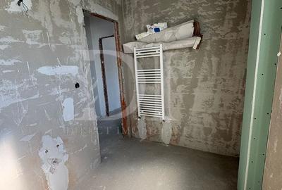Apartament cu 3 camere decomandat în Florești - 9