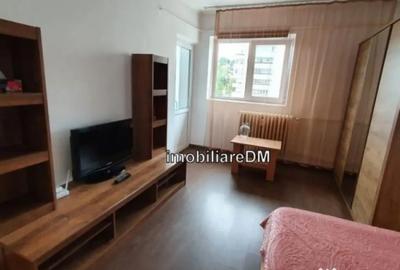 Garsonieră decomandată în Gară - 2