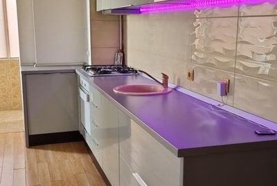 Apartament cu 2 camere semidecomandat, mobilat în Berceni