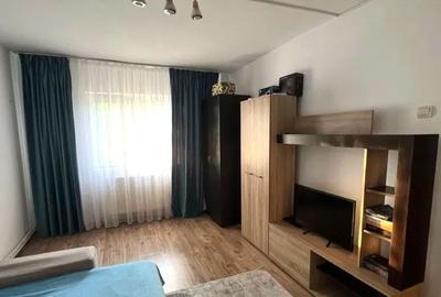 Garsonieră decomandată, mobilată în Lujerului