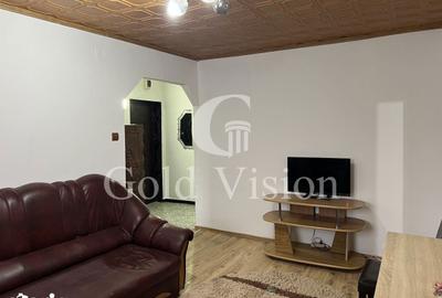 Apartament cu 3 camere semidecomandat în Central - 3