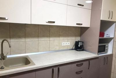 Apartament cu 3 camere decomandat în Central - 13